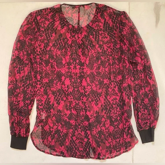 Trina Turk Sheer Patterned Cuffed Blouse - Picture 3 of 4